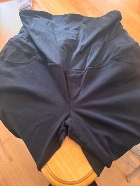 Black dress pants-maternity